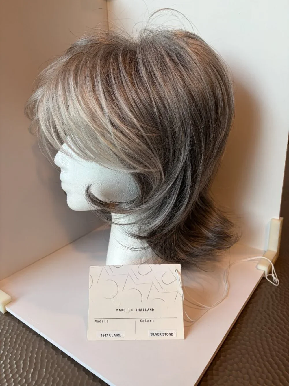 *Rare Find* Noriko CLAIRE in Silver Stone, NWT, Basic Cap Synthetic Wig